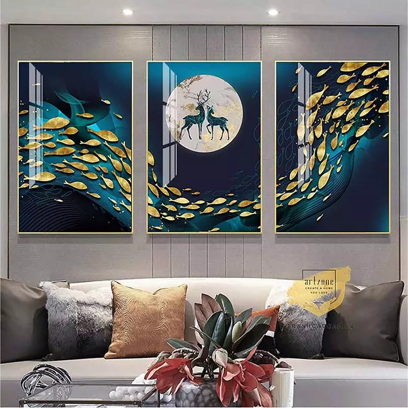 Tranh bóng gương bền Mẫu tranh Hươu nai và đàn cá vàng dưới ánh trăng