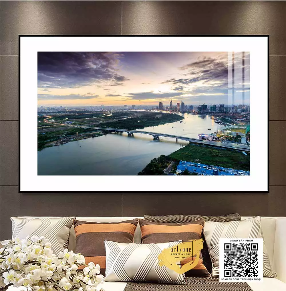 Tranh Mica Phong Cảnh Cầu Sài Gòn trong phòng ngủ
