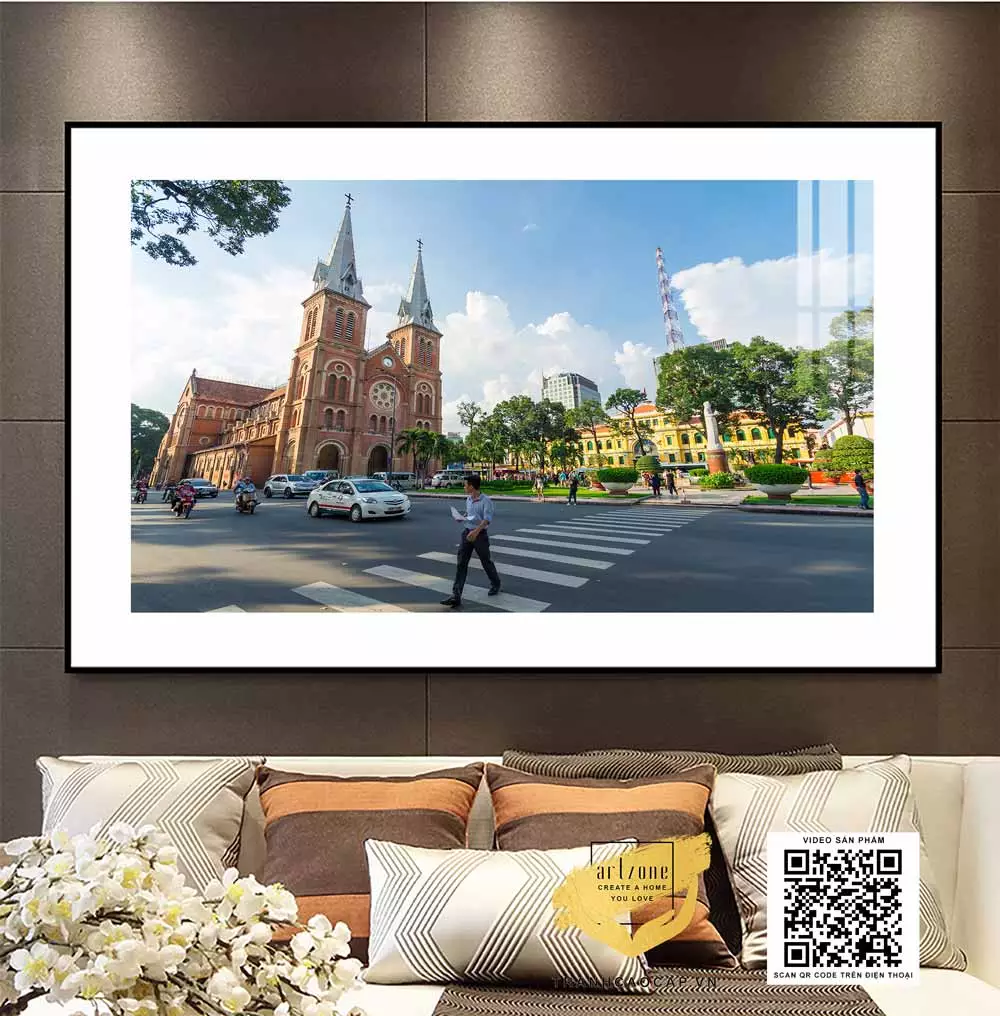 Ứng dụng tranh Mica Phong Cảnh Nhà Thờ Đức Bà Sài Gòn trong thiết kế