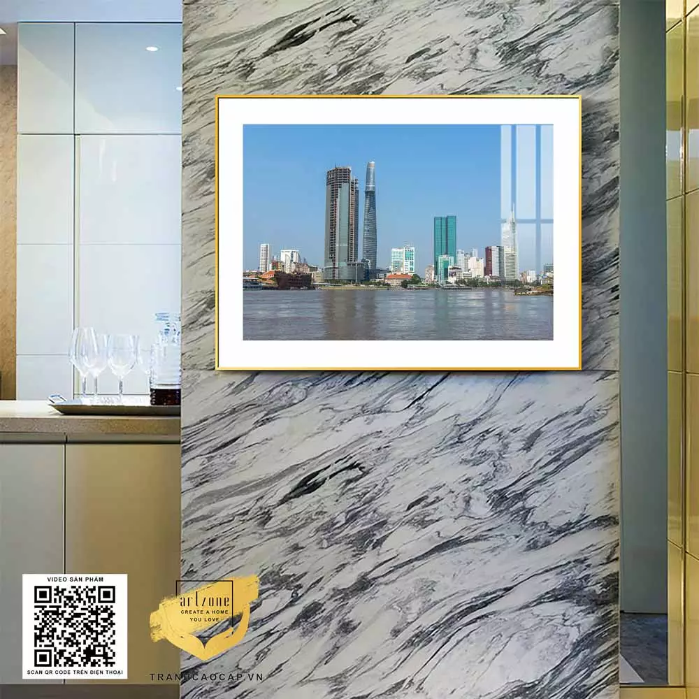 Ánh sáng làm nổi bật vẻ đẹp của tranh Mica