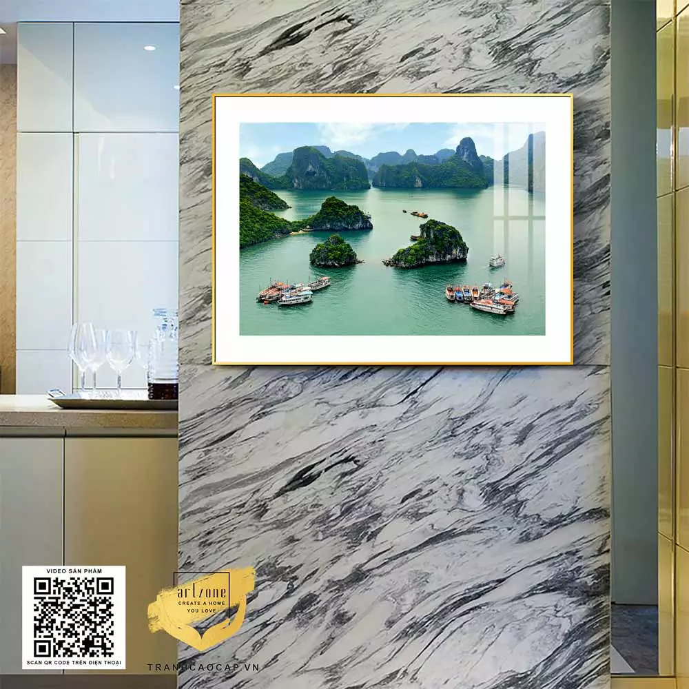 Ánh sáng làm nổi bật vẻ đẹp của tranh