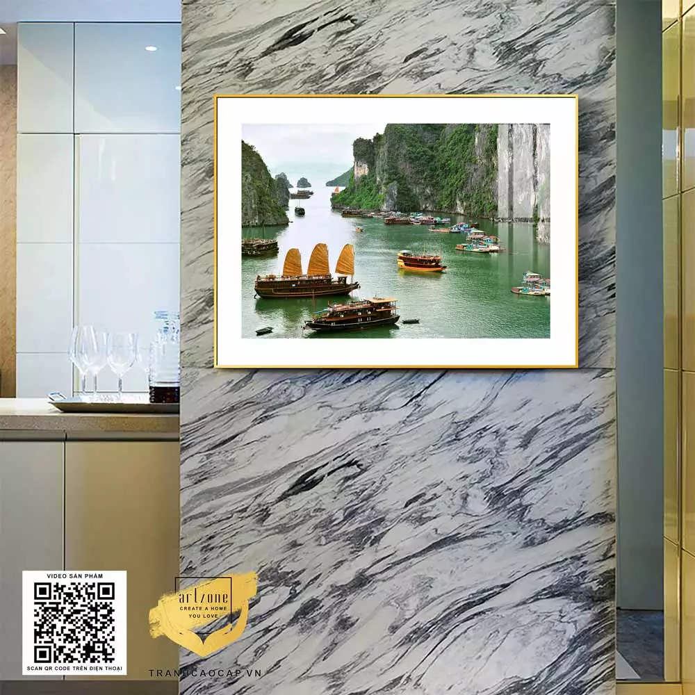 Tranh Mica Phong cảnh Vịnh Hạ Long làm điểm nhấn cho không gian