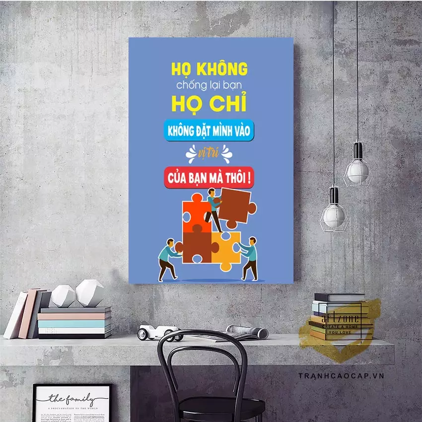 Kết hợp tranh với các yếu tố trang trí khác