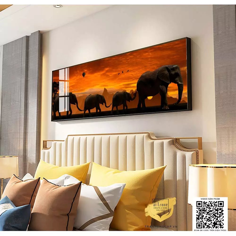 Bức tranh voi mang ý nghĩa về sức mạnh, sự thông minh và tình cảm gia đình Ý nghĩa bức tranh phong cảnh đàn voi di chuyển dưới ánh hoàng hôn