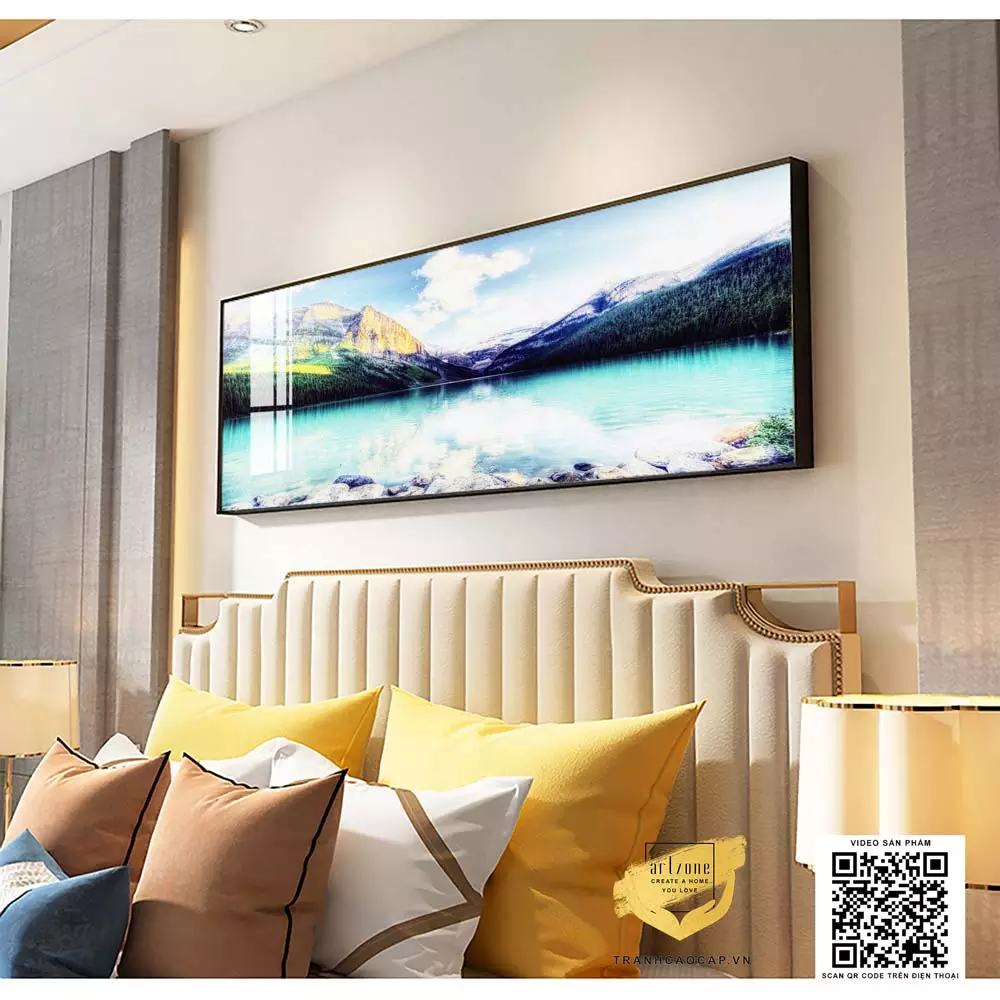 Chọn tranh có kích thước và phong cách phù hợp với không gian phòng ngủ