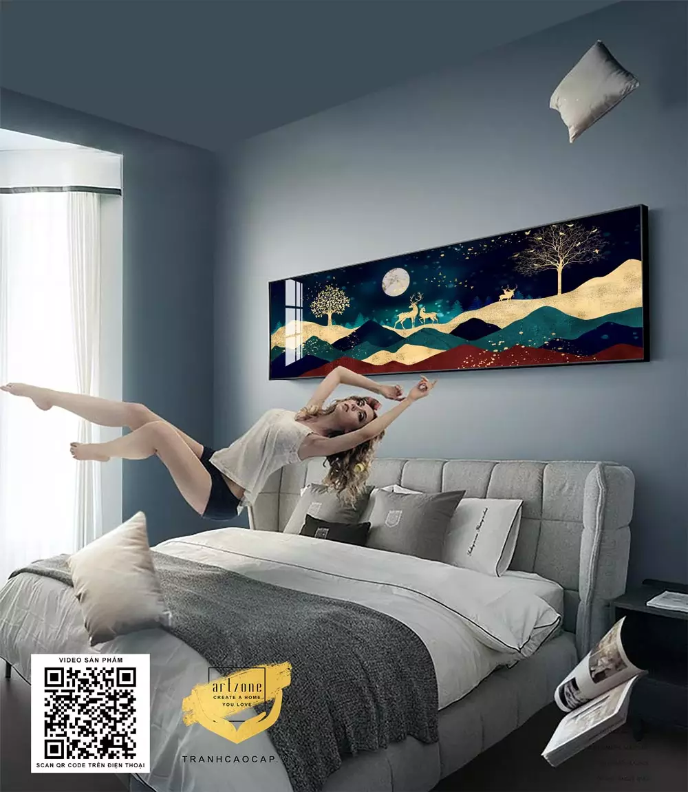 Tranh hươu vàng trong không gian nội thất hiện đại