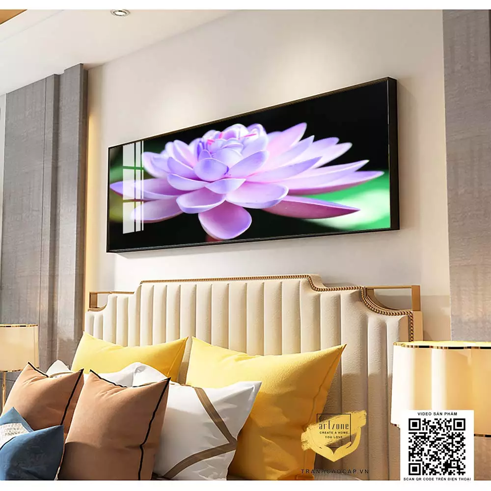 Màu sắc hài hòa trong tranh phong cảnh sen đá tím