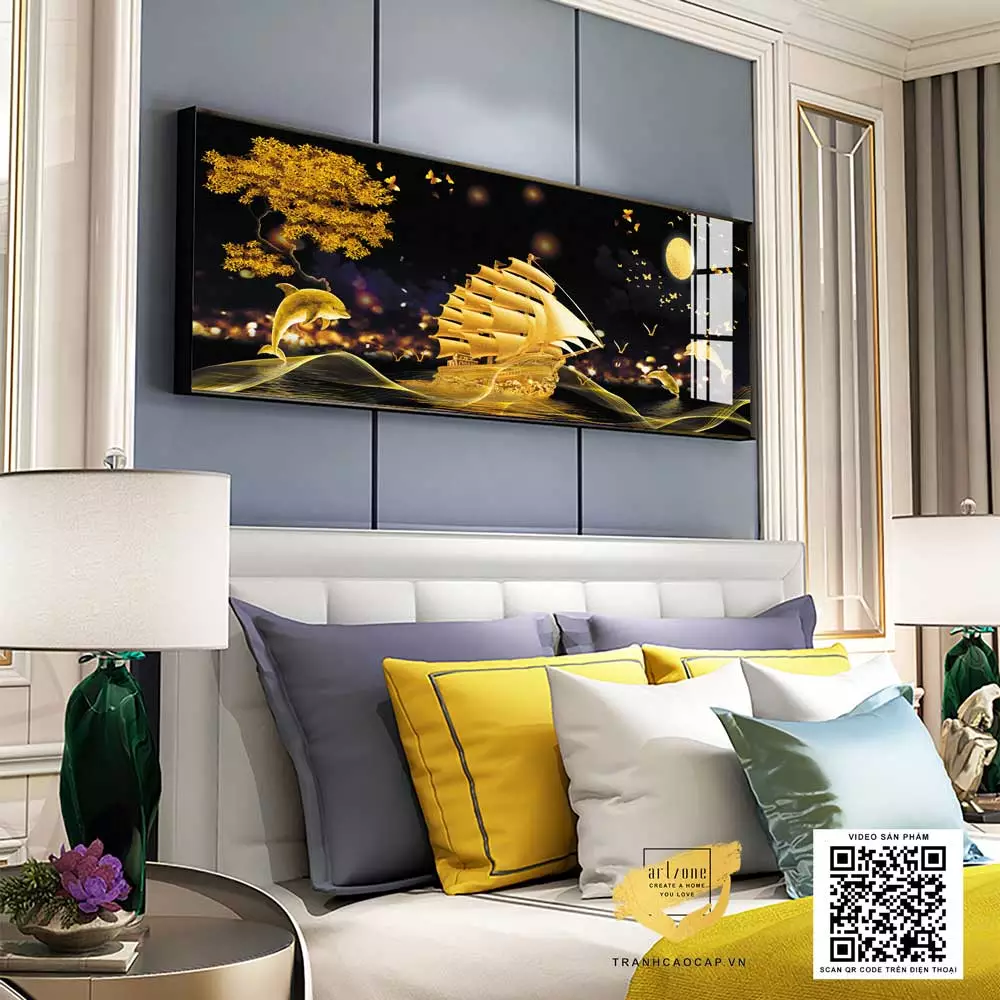 Tranh Thuyền Buồm Xuôi Gió mang đến cảm giác thanh bình, thư thái cho phòng ngủ