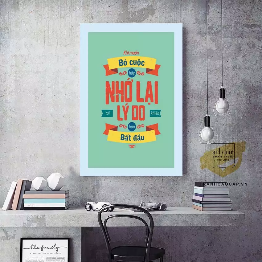 Kết hợp tranh mica slogan với các yếu tố nội thất