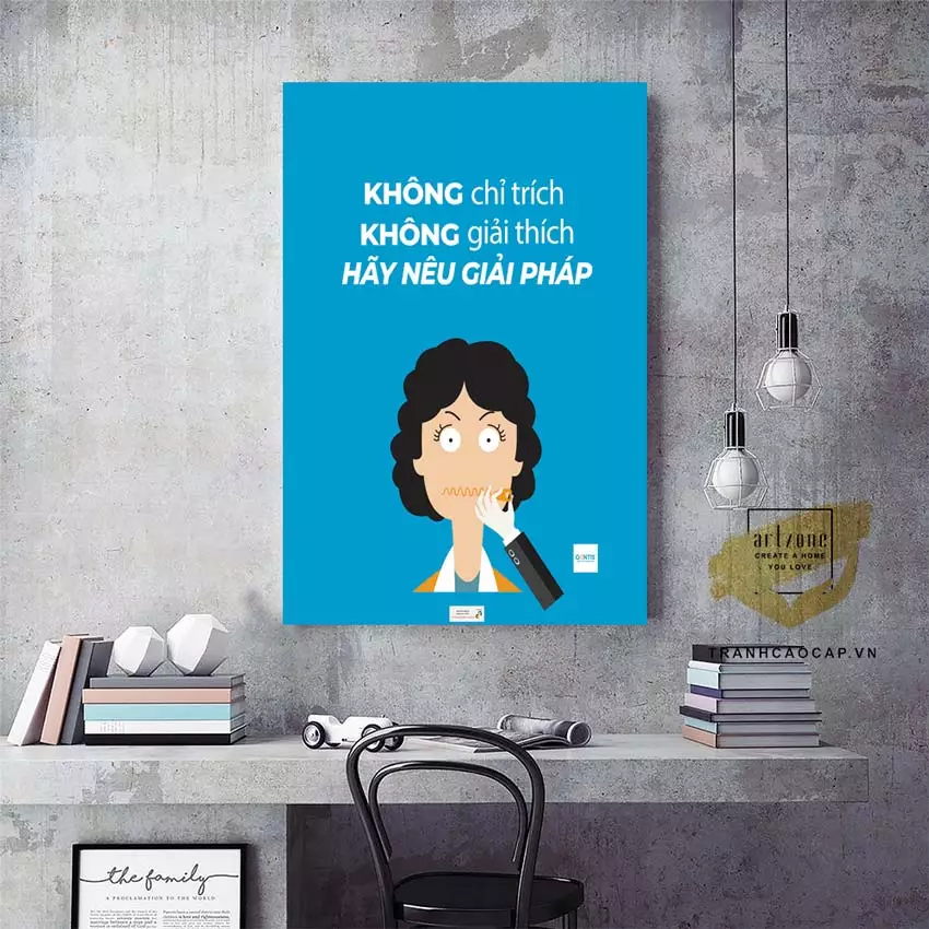 Không gian làm việc với tranh slogan