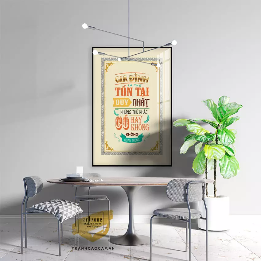 Treo tranh slogan ngang tầm mắt để tạo hiệu quả thẩm mỹ tốt nhất Treo tranh slogan ở vị trí lý tưởng trong văn phòng