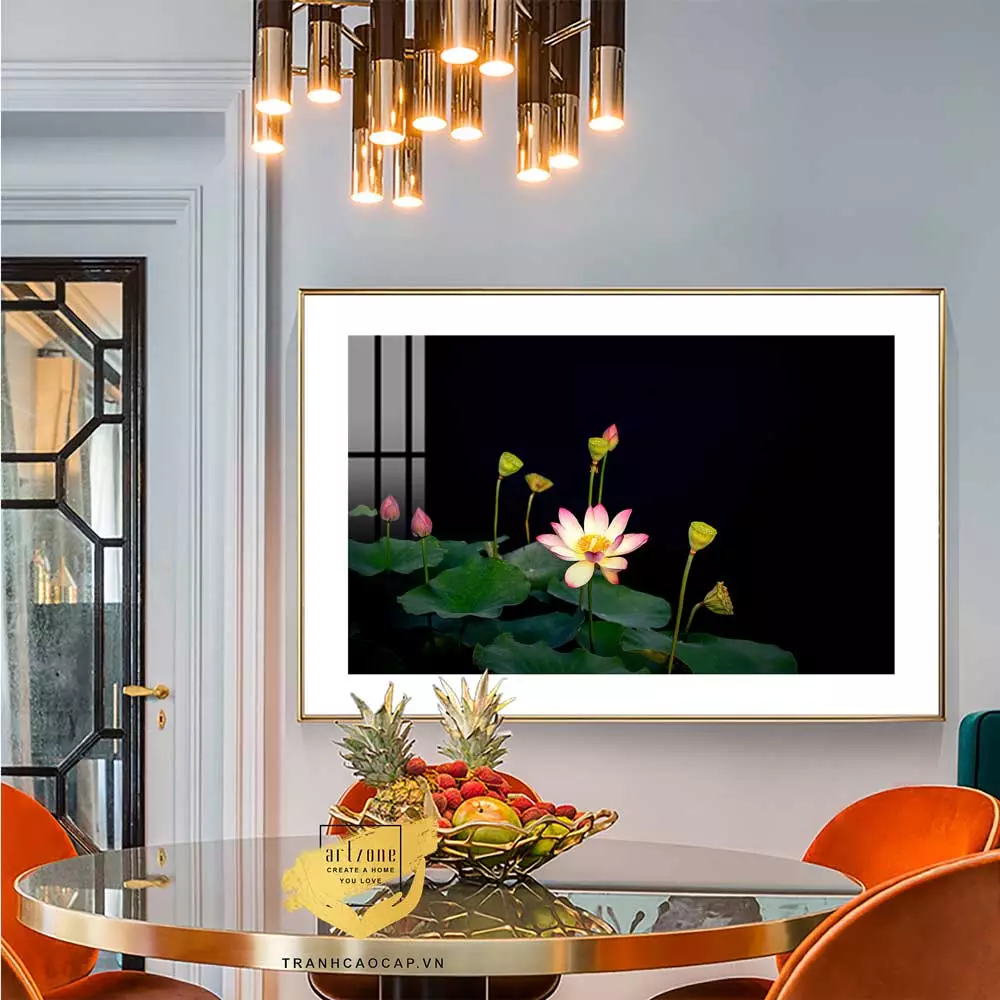 Khung tranh Composite cho tranh Sen Nở Trong Bóng Đêm
