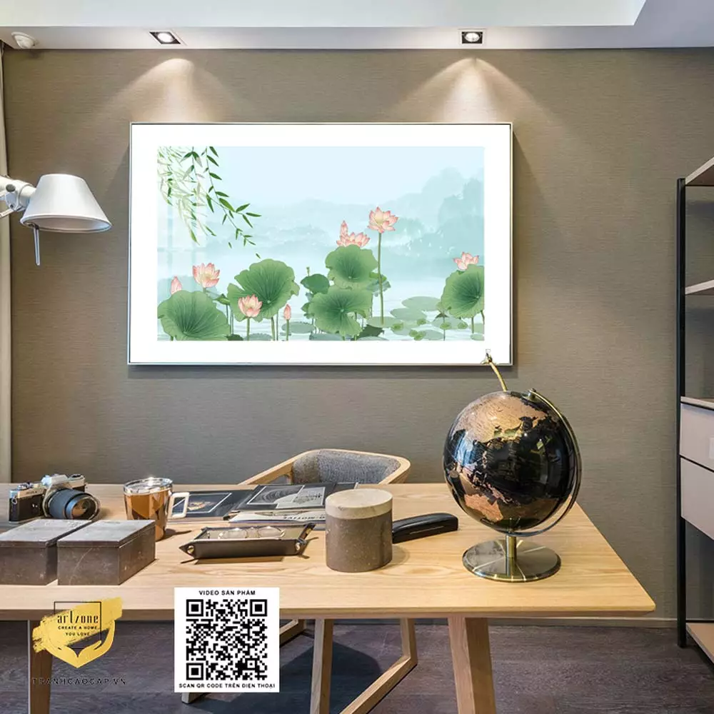 Tranh hoa lá mica sen hồng nở rộ trong không gian bếp