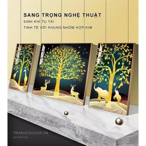 Bóng Gương Tinh Tế: Cuộc Hội Thoại Giữa Thực Tại và Ảo Vọng Trong Nghệ Thuật Hiện Đại
