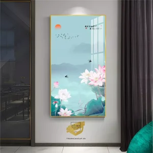 Hoa Sen Bóng Gương Sáng: Tinh Hoa Nghệ Thuật và Triết Lý Sâu Sắc