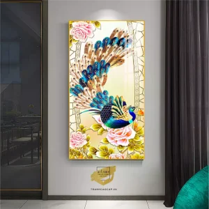 Chim Công bóng gương: Biểu Tượng Vẻ Đẹp, Tự Do và Chiêm Nghiệm Cuộc Sống