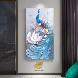 Chim Công bóng gương: Giải Mã Vẻ Đẹp Biểu Tượng và Ý Nghĩa Tâm Linh