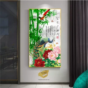 Bức Tranh Chim Công bóng gương: Biểu Tượng Của Vẻ Đẹp và Văn Hóa Đông Á