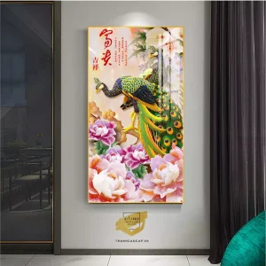 Chim Công bóng gương: Biểu Tượng Vẻ Đẹp Vượt Thời Gian và Ý Nghĩa Sâu Sắc
